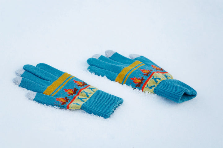 Dawn's Crest Knit Gloves