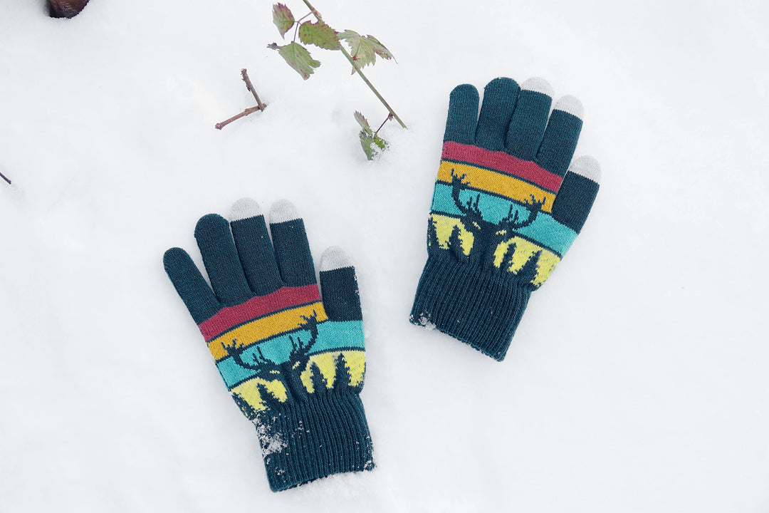 Dawn's Crest Stag Knit Gloves