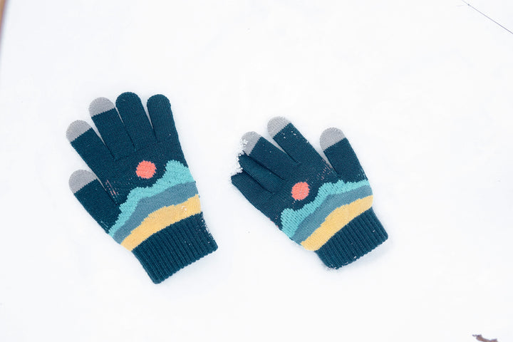 Sunset Crest Knit Gloves