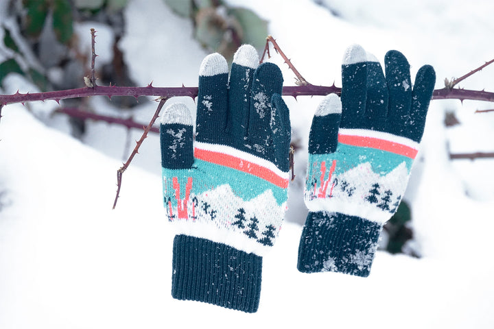 Summit Bound Knit Gloves